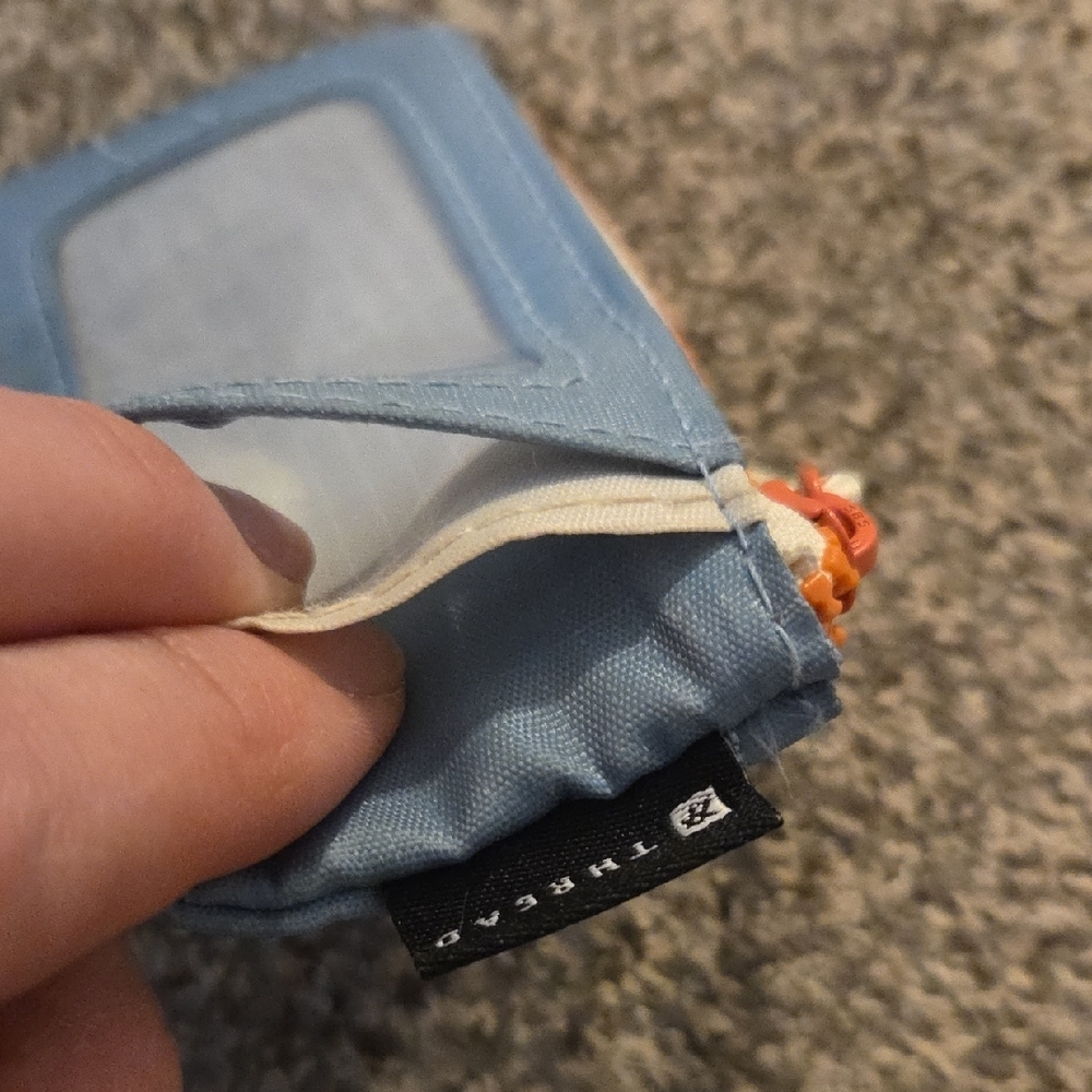 Thread Multicolor Key & Card Holder - Picture 3 of 5